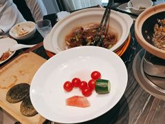 -湘力力小院·鱼汤泡饭(枫林路店)