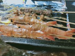 烤虾-路边摊小炉子烧烤