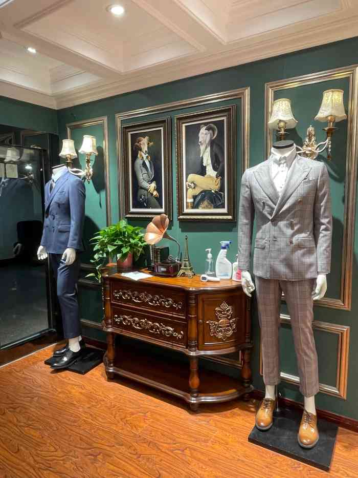 优客高级西装定制(江汉路中心百货店)