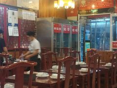 大堂-恭敬李老北京炸酱面·京味菜(西花市店)