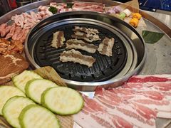 -哈哈碳都·牛肋条无限自助烤肉(宝龙店)
