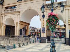 -王府井奥莱临潼小镇(临潼店)