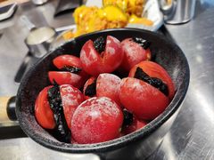 -W COLLECTIVE  DESSERT SHOP