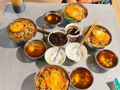 -正宗杨记普洱酸醋米线(总店)