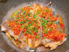 老坛剁椒水库鱼头-爱碗亭·鲜炒湖南菜(壹城中心店)