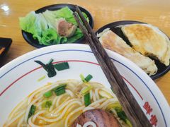 -小椒羊.羊肉粉 龙虾 羊肉串(新地旗舰店)