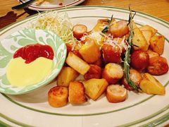 -玛格萝妮比萨屋(四平店)