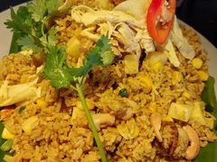 -大头虾越式风味餐厅(光明广场店)