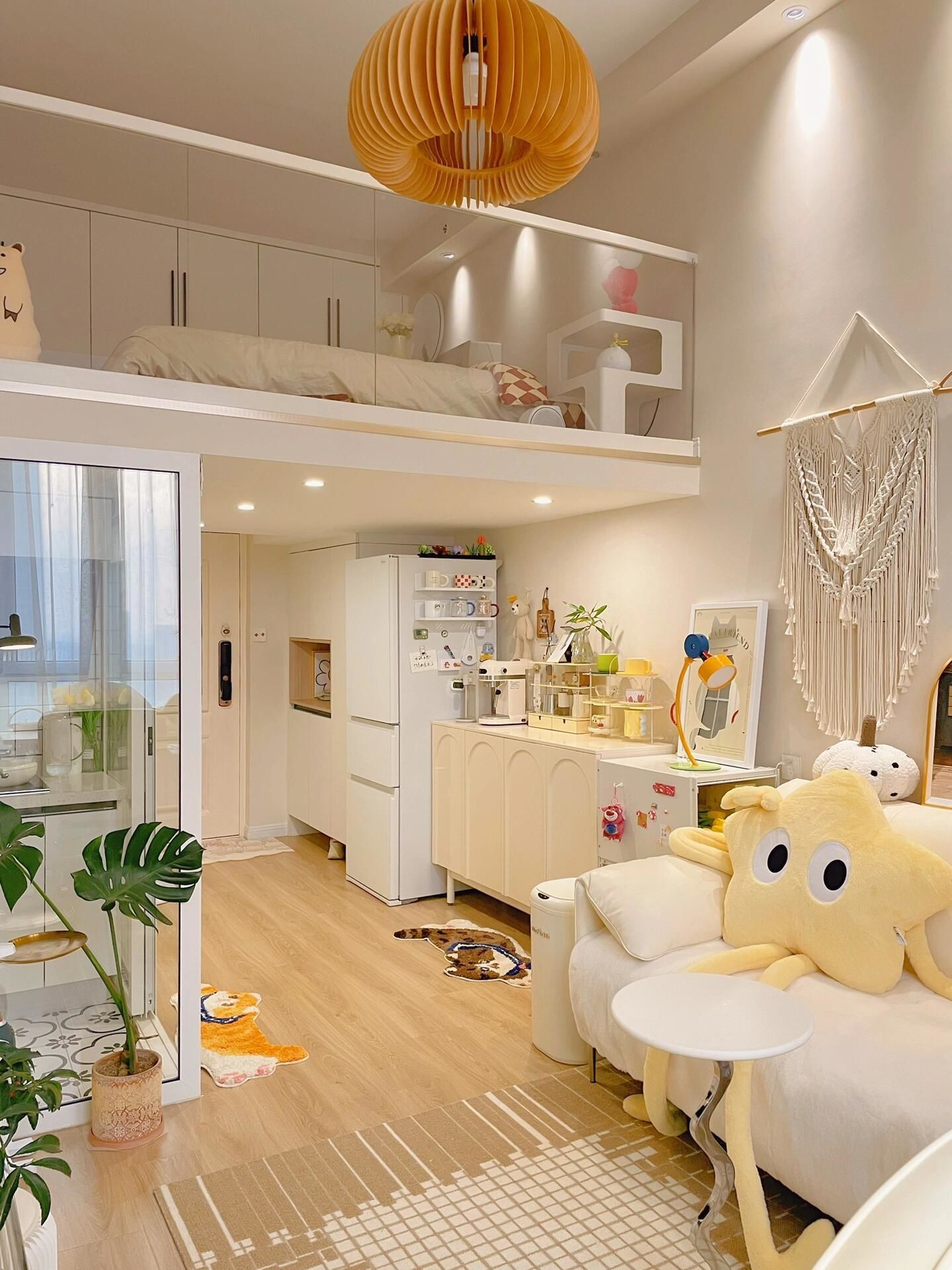 🏠哇塞!这复式公寓,简直是年轻人的梦中情房