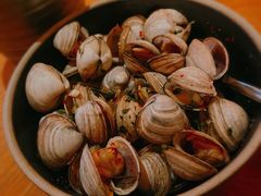清酒煮蛤蜊-THE CANNERY&JUJU 新鲜海鲜·牛排美食酒廊