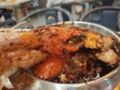 -凤凰路何眼镜香辣蟹(花果园店)