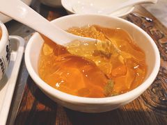 乌龙茶冰粉-龙巢盱眙龙虾·牛蛙·烧烤宵夜(八卦岭店)