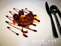 法式煎鹅肝佐樱桃红酒汁-米洛克欧洲蛋糕(西南路店)