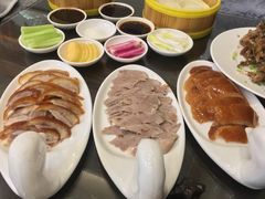 -鸿运楼烤鸭店(天桥店)