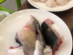脆肉鲩鱼头-正能量脆肉鲩火锅