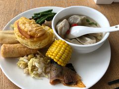 -西安大雁塔科技大学地铁站亚朵酒店