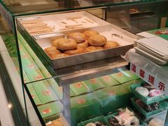 -炫方点心局(松江印象城店)