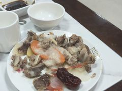 -313羊庄铁锅烀羊肉(滨江西路店)