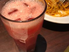 -菲滋意式餐厅(银泰百货金华江南店)