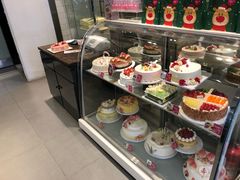 面包甜点陈列柜-味多美(江桥万达店)