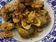 -江城燕子大排档(江汉路步行街店)