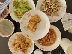 -天鹅到家·保姆月嫂育儿嫂(朝阳店)