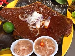 -东海岸人工湖美食村