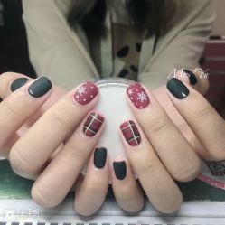 -Pink You美甲洗眉纹绣定制中心