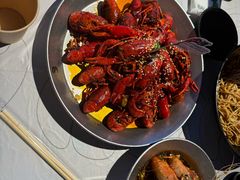 -巴厘龙虾·榜首油焖大虾(音乐学院·沿江酒馆店)