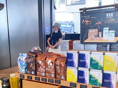 零售区-星巴克(成都东站店)