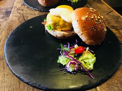 -HIGH FIVE哈福手工汉堡(桂林路店)