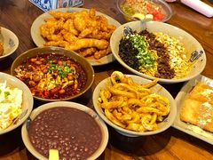 -峨嵋小镇·川菜(勒泰中心店)