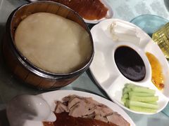 -阿三鱼头泡饼·家常菜