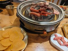 -青瓦餐厅·生鱼片·韩园烤肉(西塔店)