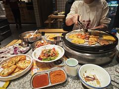 -酒拾烤肉(复地星光天地店)