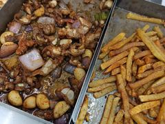 -老东镇啤酒屋海鲜加工·蒸汽海鲜·海鲜烧烤(台东店)