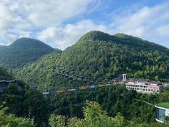 -蝶舞清江·恩施地心谷景区