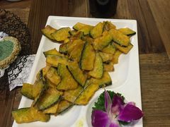 -朋友圈概念餐厅(象山万达广场店)