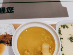 -老乡鸡(上海白玉兰广场店)