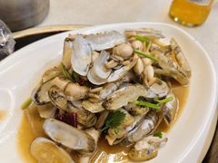 -老东镇啤酒屋海鲜加工·蒸汽海鲜·海鲜烧烤(台东店)