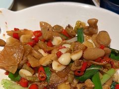 -佬麻雀·新湘菜(东方宝泰店)