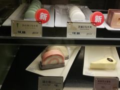 面包甜点陈列柜-麦当劳(新洲南路店)