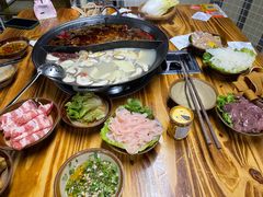 -乖嬢嬢重庆老火锅(南联店)