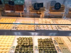 -酥大興·新国潮糕点配茶饮(龙岗万达黑金店)