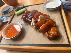 海南非遗烤乳猪-小白的·非遗东方烤乳猪·海南菜连锁餐厅(椰梦长廊外贸路店)