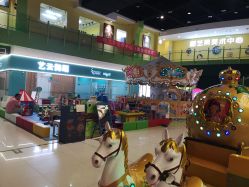 -玩塾品格乐园(宇宙太空龙旗店)