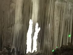 -巴马水晶宫