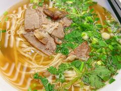 招牌牛肉面-小灶派· 地道兰州牛肉面(宏发大厦店)
