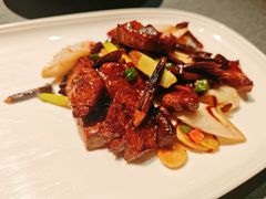 蒜片京葱炒谷饲牛肉-广舟(千禧店)