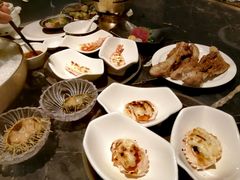 -半岛翡丽海鲜自助餐厅(观风亭店)